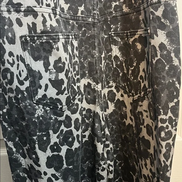 Cider Black and White Animal Print Jumpsuit - Picture 4 of 6